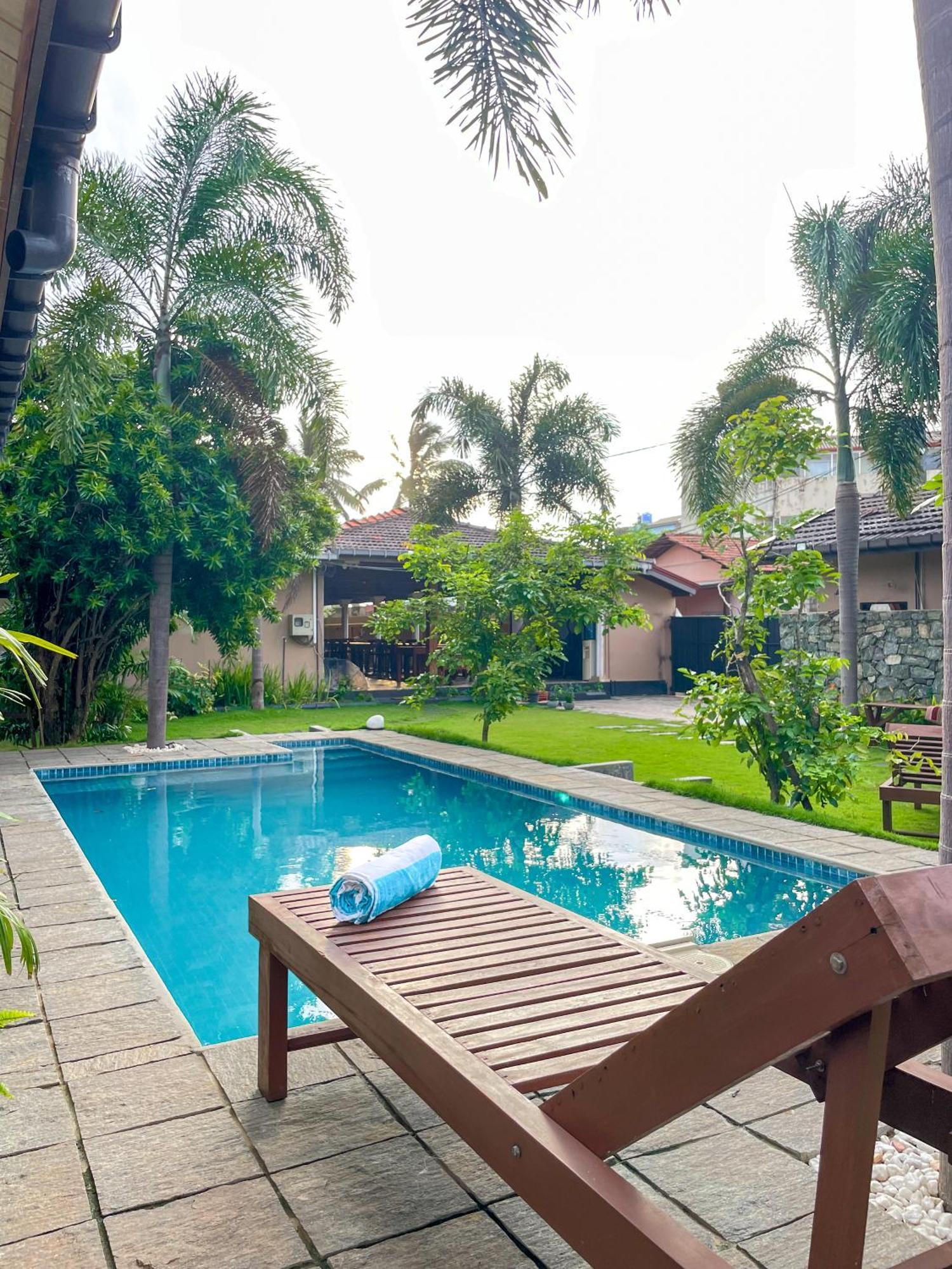 The Barns Villas And Restaurant Negombo Exterior photo
